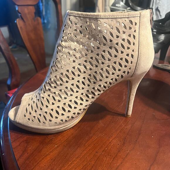 Torrid Gladiatpr Heels Beige 11W - Picture 16 of 16